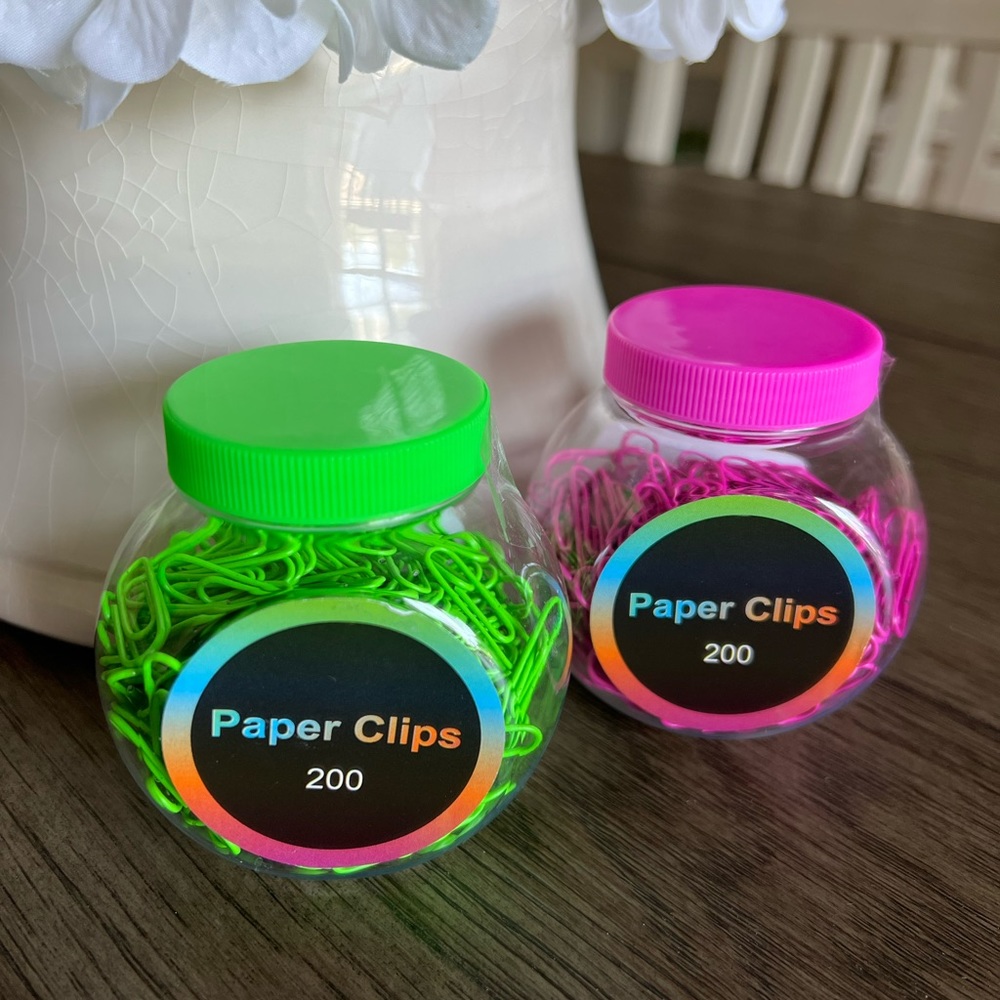 400 Paper Clips